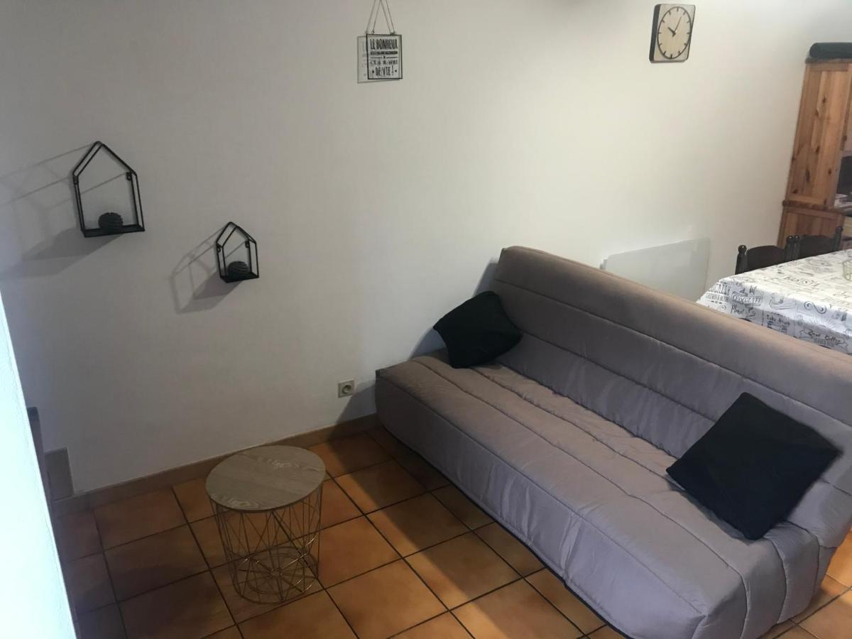 Chez Sarre Apartment Bareilles ภายนอก รูปภาพ